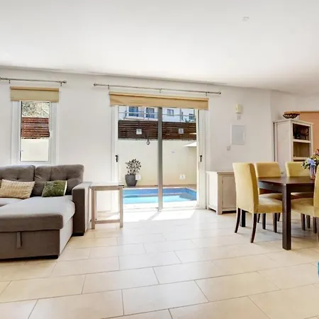 Sunnyvillas 3br Family Private Pool Cl23 Holiday home