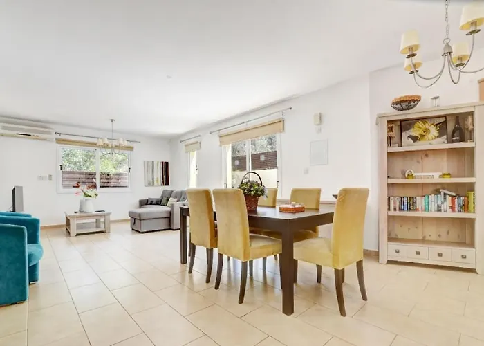 Σπίτι διακοπών Sunnyvillas 3br Family Private Pool Cl23