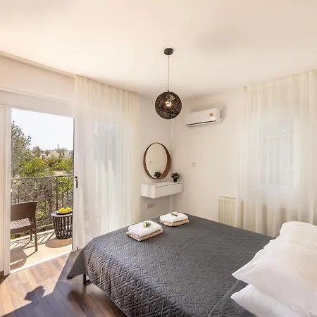 Semesterbostad Sunnyvillas: 3br Family Villa☆private Pool