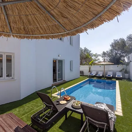 Sunnyvillas: 3br Family Villa☆private Pool * Protaras
