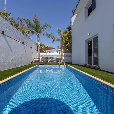 Sunnyvillas: 3br Family Villa☆private Pool