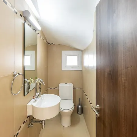 Prázdninový dům Sunnyvillas: 3br Family Villa☆private Pool Protaras